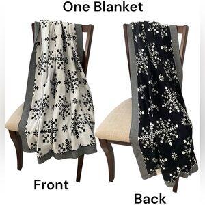 KIRKLANDS THROW Snowflake Reversible Black White Stripe Edges 60” x 56” NWOT